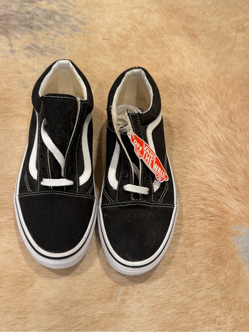 Vans Mens Black & White Classic Old Skool Sneakers